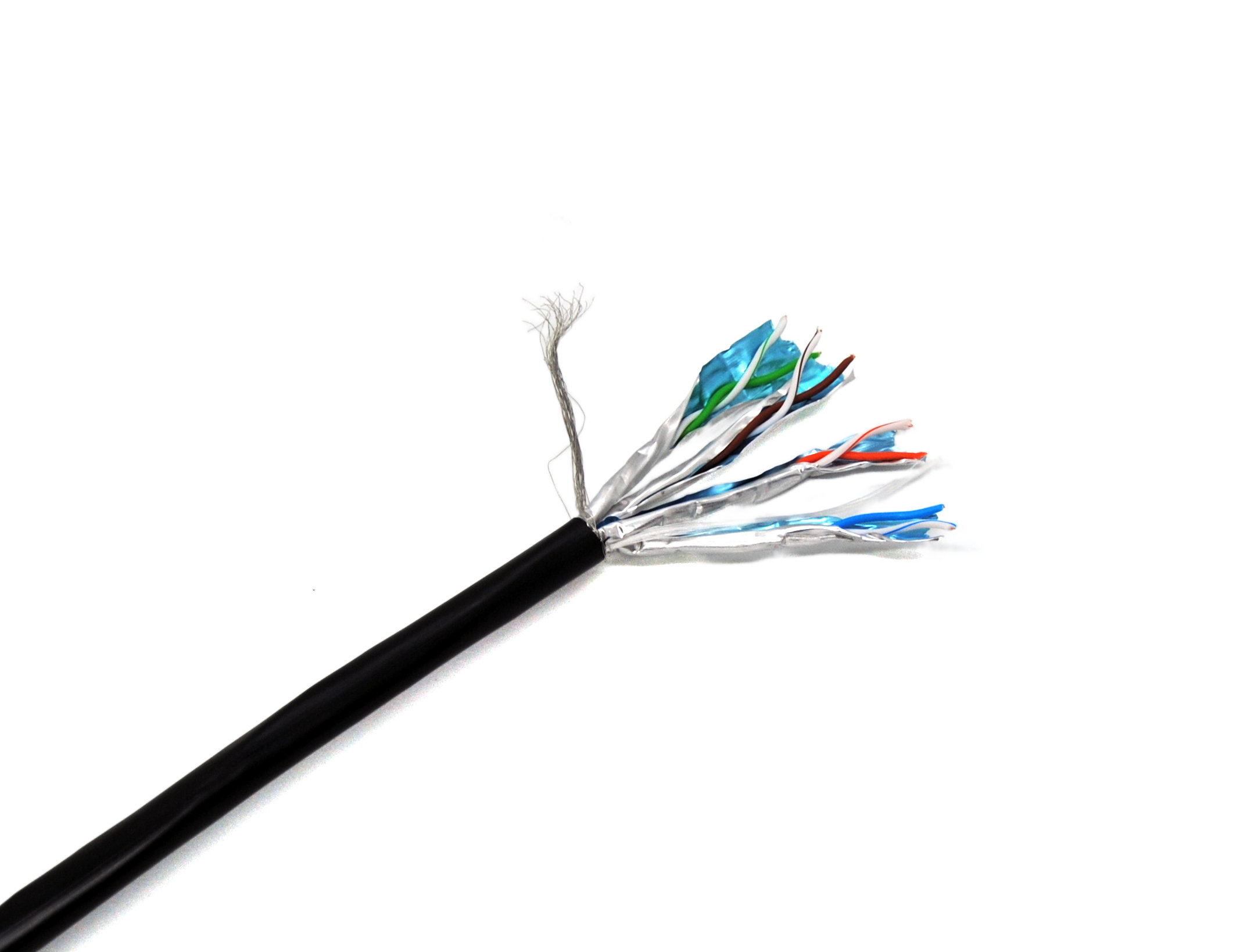 BEEK BC-500-SF7-OD Category 7 S/FTP AWG23 Saf Bakır PE Dış Mekan Data Kablosu