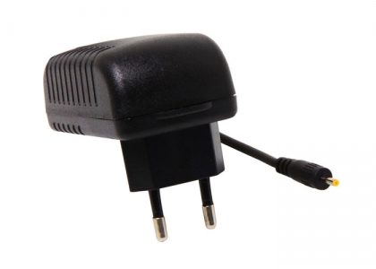 S-LINK SL-125E 5V 2A TABLETLER İÇİN ADAPTÖR